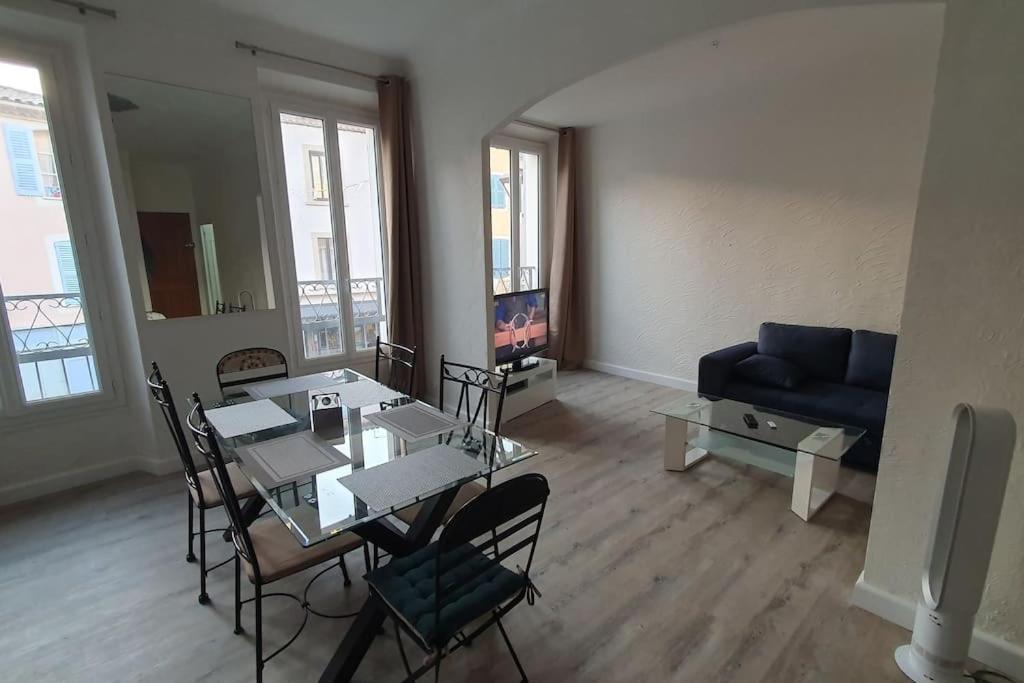 Appartement Centre-Historique 70 M2 Фрежус Екстер'єр фото