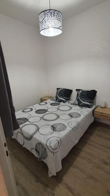 Appartement Centre-Historique 70 M2 Фрежус Екстер'єр фото